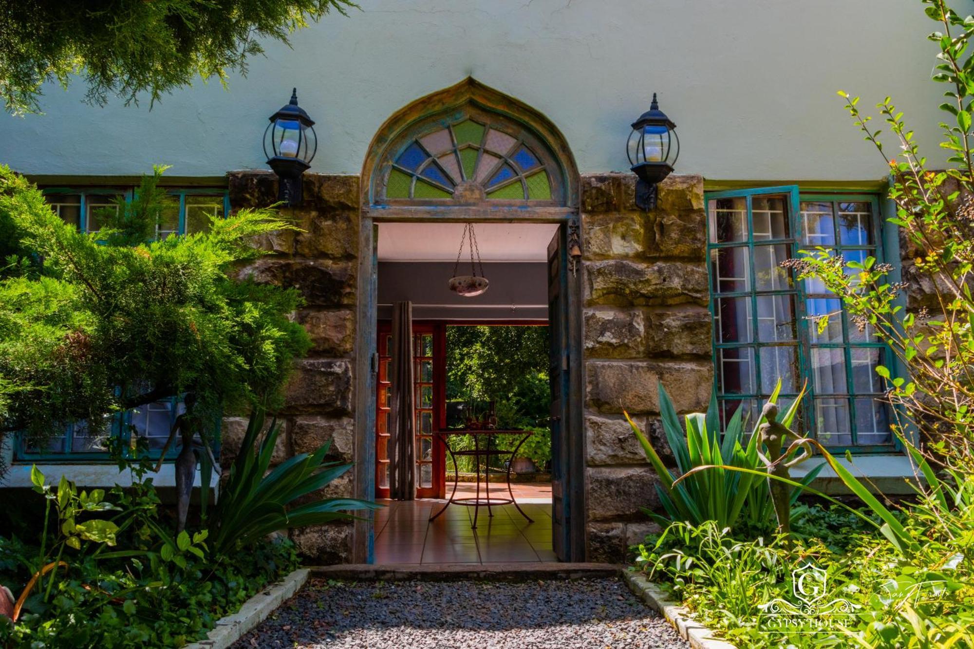 Gypsy Guest House Clarens Exterior photo